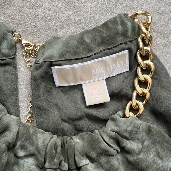 XL Michael Kors Sleeveless Blouse - Picture 2 of 6